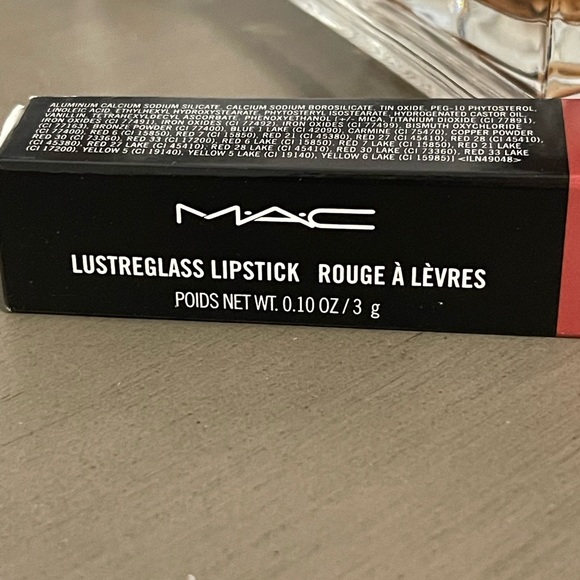 New Mac full-size luster glass lipstick in Business Casual #544 - Picture 3 of 5